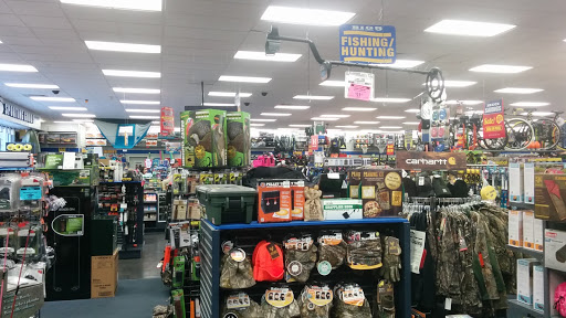 Sporting Goods Store «Big 5 Sporting Goods», reviews and photos, 1106 E Prosperity Ave, Tulare, CA 93274, USA