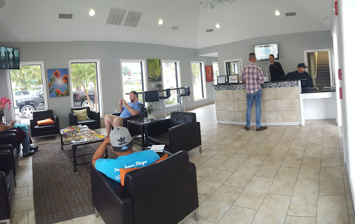 Auto Repair Shop «Kwik Kar Lube & Auto Repair», reviews and photos, 1049 Marsh Ln, Carrollton, TX 75006, USA