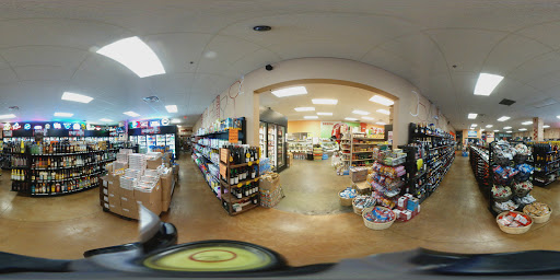 Grocery Store «Malincho Euro Market & Prestige Liquor», reviews and photos, 1475 Lee St, Des Plaines, IL 60018, USA