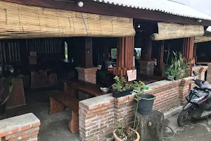 Warung Sugiartha Mujair Nyat - Nyat & Bakar image