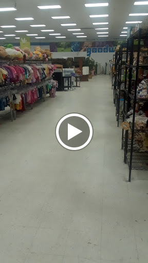 Thrift Store «Gilbert & Guadalupe Goodwill Retail Store & Donation Center», reviews and photos, 868 N Gilbert Rd, Gilbert, AZ 85234, USA