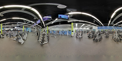 Health Club «Onelife Fitness - Gainesville Express Gym», reviews and photos, 7500 Limestone Dr, Gainesville, VA 20155, USA