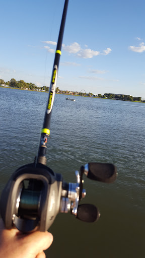 Golf Course «Lake Park Golf Course & Marina», reviews and photos, 1015 Howard Ave, Des Plaines, IL 60018, USA