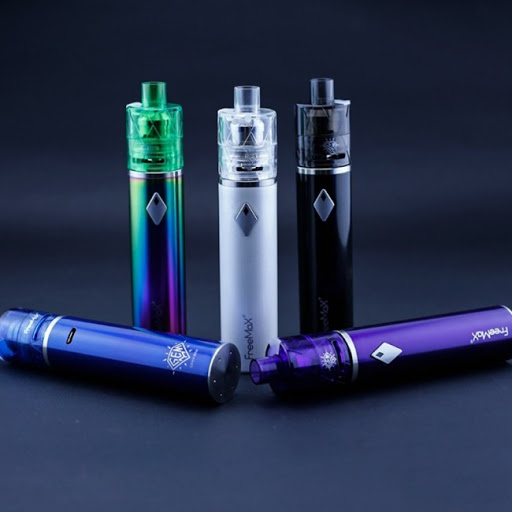 Vaporizer Store «Main Smoke Shop KC | Vape Shop», reviews and photos, 3429 Main St, Kansas City, MO 64111, USA