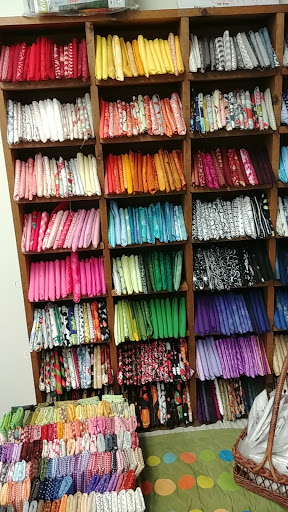 Quilt Shop «Stitches Quilt Shop», reviews and photos, 16 Village Square, Cincinnati, OH 45246, USA