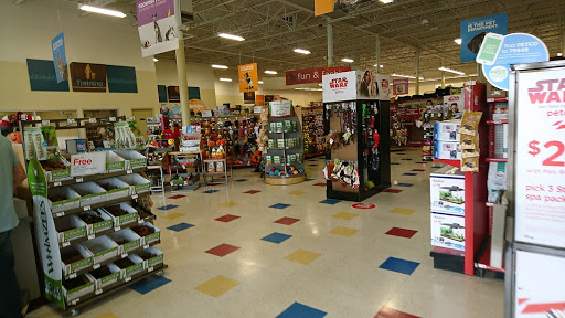 Pet Supply Store «Petco Animal Supplies», reviews and photos, 330 Orchard Park Rd, West Seneca, NY 14224, USA