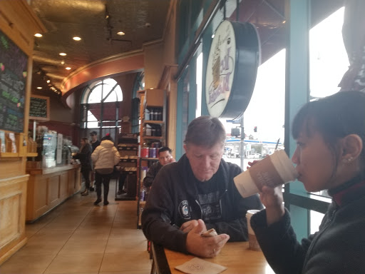 Coffee Shop «The Coffee Bean & Tea Leaf», reviews and photos, 18505 Ventura Blvd, Tarzana, CA 91356, USA