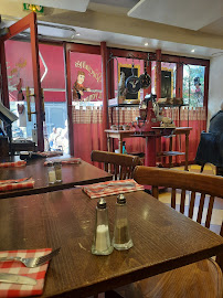 Atmosphère du Restaurant Le Bouchon du Marché à Versailles - n°2