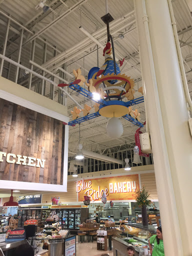 Grocery Store «Lowes Foods of Apex», reviews and photos, 5400 Apex Peakway, Apex, NC 27502, USA