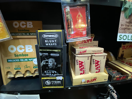 Tobacco Shop «Royal Smoke Shop», reviews and photos, 2304 N Collins St, Arlington, TX 76011, USA