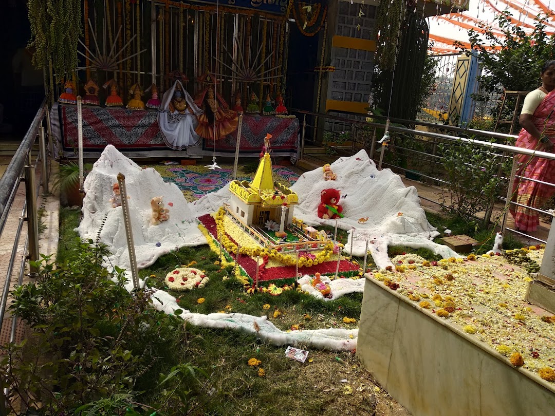 ಶ್ರೀ ಚನ್ನಬಸವಜ್ಜನವರ ದೇವಸ್ಥಾನ ಕಂಚೀನೆಗಳೂರ