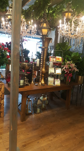 Florist «Ashland Addison Florist», reviews and photos, 3118 N Lincoln Ave, Chicago, IL 60613, USA