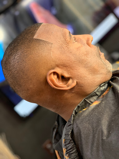 Barber Shop «Upper Level Cut Lounge Barbershop», reviews and photos, 5050 S Tacoma Way #15, Tacoma, WA 98409, USA