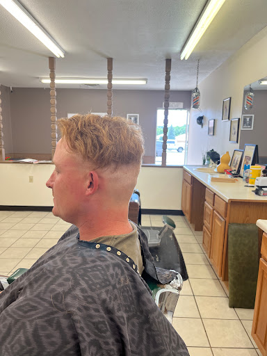 Barber Shop «Caveman Barber Shop», reviews and photos, 2905 N Murray Blvd, Colorado Springs, CO 80917, USA