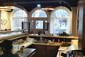 Nankoku Sushi Bar image