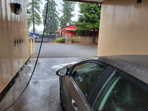 Hall Street Car Wash en Beaverton