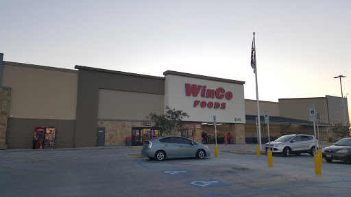 Supermarket «WinCo Foods», reviews and photos, 2645 W University Dr, Denton, TX 76201, USA
