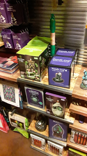 Gift Shop «SPENCER GIFTS», reviews and photos, 180 W Hillcrest Dr, Thousand Oaks, CA 91360, USA