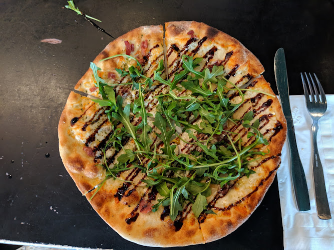 #2 best pizza place in Arlington - pie-tanza