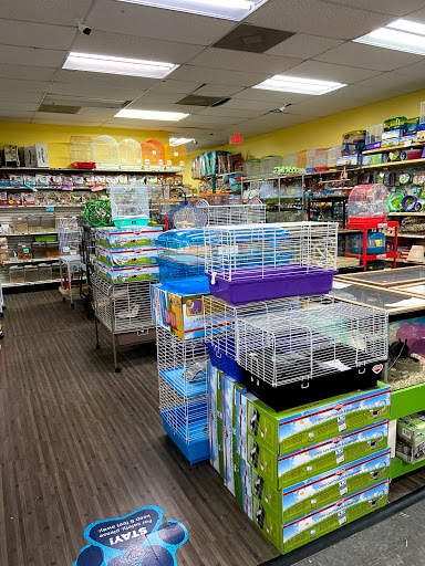 Pet Supply Store «Our Pet World», reviews and photos, 380 Semoran Commerce Pl, Apopka, FL 32703, USA