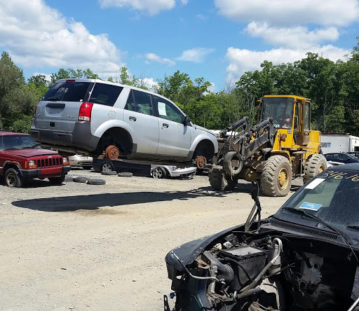 Auto Parts Store «Deerfoot Used Auto Parts, Inc.», reviews and photos, 6600 Sullivan Trail, Wind Gap, PA 18091, USA