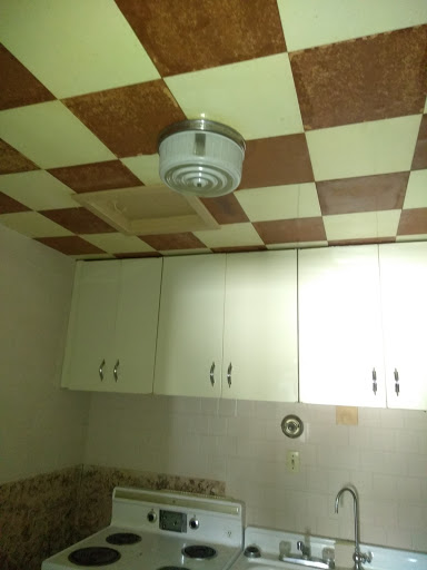 Door Supplier «Bauer Brothers Salvage», reviews and photos, 2432 N 2nd St, Minneapolis, MN 55411, USA