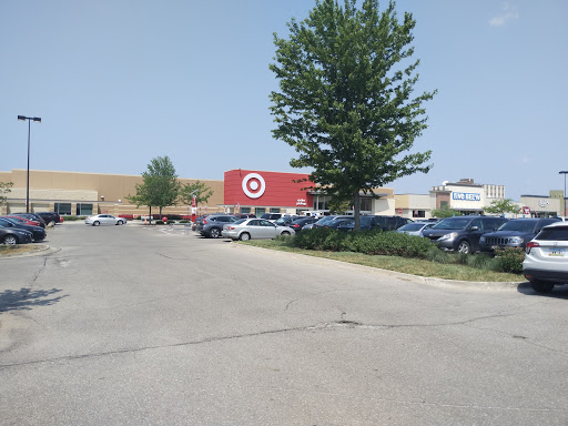 Department Store «Target», reviews and photos, 5901 Douglas Ave, Des Moines, IA 50322, USA