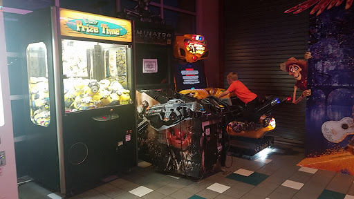 Movie Theater «Regal Cinemas Eastview Mall 13», reviews and photos, 70 Eastview Mall Drive, Victor, NY 14564, USA