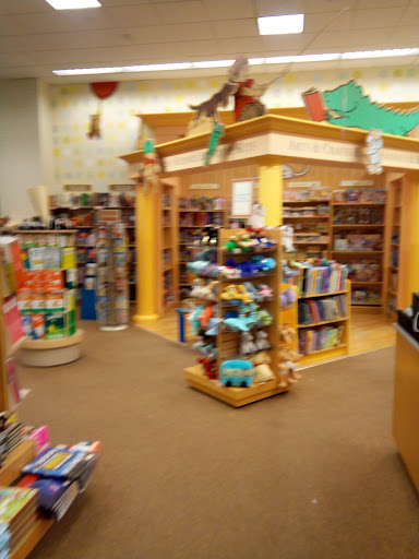 Book Store «Barnes & Noble», reviews and photos, 371 Putnam Pike, Smithfield, RI 02917, USA