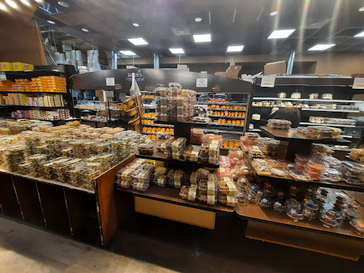 Kosher Grocery Store «Evergreen Kosher Market», reviews and photos, 59 NY-59, Monsey, NY 10952, USA