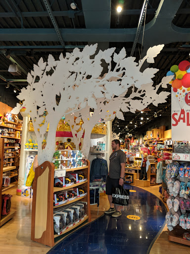 Toy Store «Disney Store», reviews and photos, 7875 Montgomery Rd, Cincinnati, OH 45236, USA