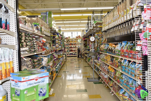 Pet Supply Store «Pet Supplies Plus», reviews and photos, 1240 Seminole Trail, Charlottesville, VA 22901, USA