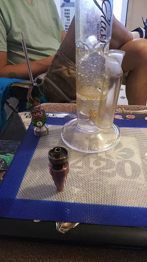 Gift Shop «RedEye Smoke Shop And Gift Shop», reviews and photos, 1434 Missouri Ave, Las Cruces, NM 88001, USA