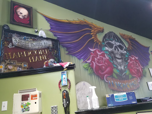 Tattoo Shop «Skin Worthy Tattoo», reviews and photos, 1601 6th St SW, Cedar Rapids, IA 52404, USA