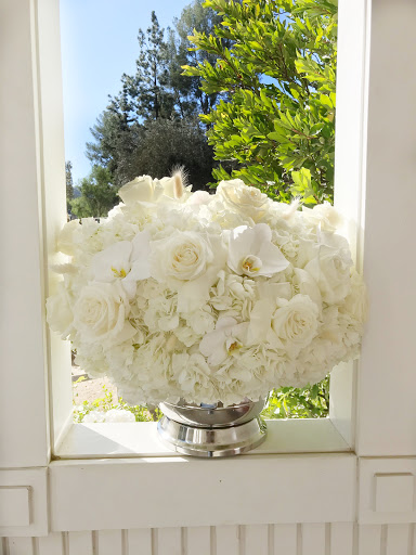 Carolas Floral Designs image