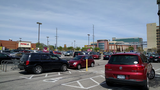 Shoe Store «DSW Designer Shoe Warehouse», reviews and photos, 8502 Eager Rd, Brentwood, MO 63144, USA