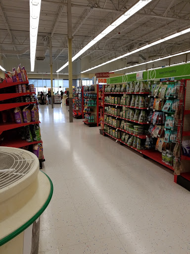 Pet Supply Store «Petco Animal Supplies», reviews and photos, 1524 Old Country Rd, Riverhead, NY 11901, USA