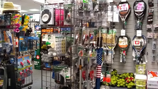 Sporting Goods Store «Big 5 Sporting Goods - Lakewood», reviews and photos, 5247 Lakewood Blvd, Lakewood, CA 90712, USA