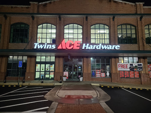 Hardware Store «Twins Ace Hardware - Fairfax», reviews and photos, 10310 Main Street, Fairfax, VA 22030, USA