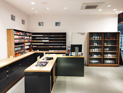 Yes store cigarette électronique et cbd Aurillac Géant casino à Aurillac