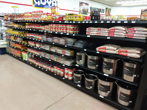 Grocery Store «Apples Grocery Store», reviews and photos, 1051 Meister Rd, Lorain, OH 44052, USA