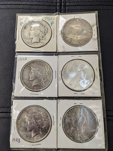 Pawn Shop «Royal Pawn Shop», reviews and photos, 428 S Clark St, Chicago, IL 60605, USA