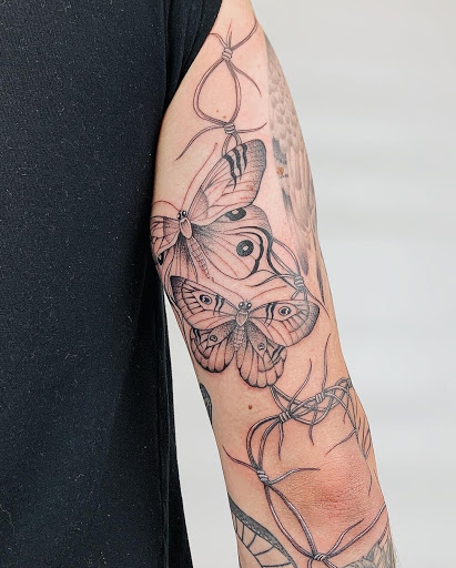 Secret Stories Tattoo - Fineline Tattoo Studio in Karlsruhe