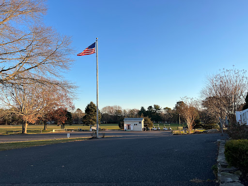 Golf Course «Pine Hills Golf Course», reviews and photos, 2 Country Club Dr, Manorville, NY 11949, USA