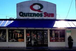 Quiznos image