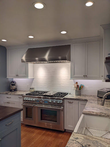 Rustic Furniture Store «Shenandoah Furniture Gallery LLC», reviews and photos, 121 E Main St, Purcellville, VA 20132, USA