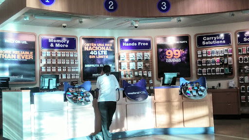 Cell Phone Store «MetroPCS Corporate Store», reviews and photos, 7780 NW 25th St, Miami, FL 33126, USA
