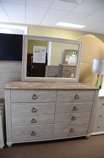 Mattress Store «Furniture & Merchandise Outlet», reviews and photos, 531 NW Broad St, Murfreesboro, TN 37130, USA