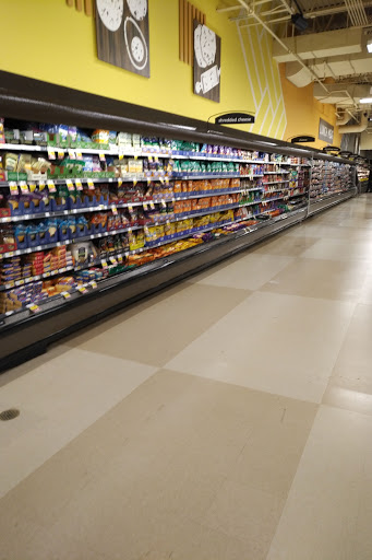 Grocery Store «Kroger», reviews and photos, 30935 Five Mile Road, Livonia, MI 48154, USA