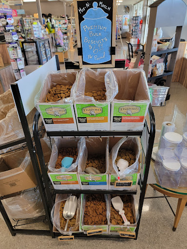 Pet Supply Store «Salem Pet Supply», reviews and photos, 3185 Market St NE, Salem, OR 97301, USA